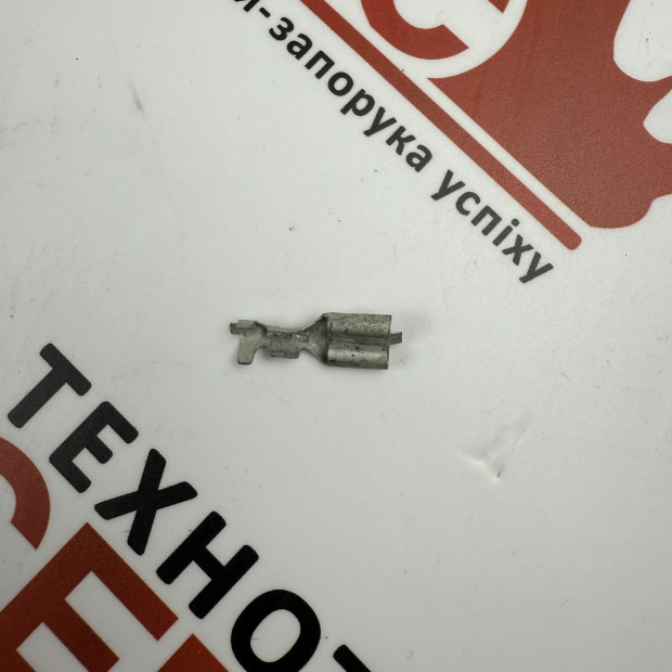 Наконечник плоский 6,3мм WTE 1226 мама довгий зажим