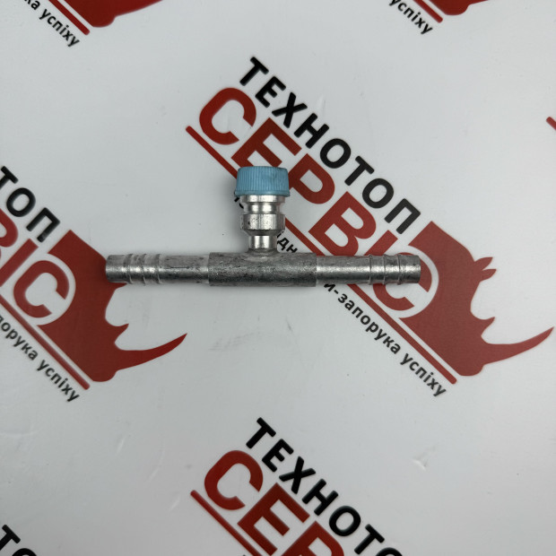 Фітинг з'єднувальний алюмінієвий №8 діаметр 10мм з сервісним портом (AC Parts), 811-03318