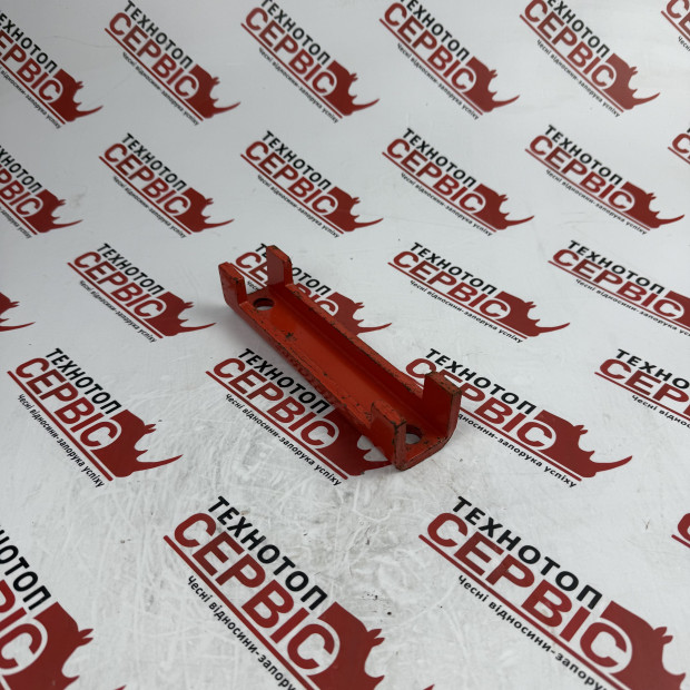 Кронштейн-скоба кріплення пружинной стійки б/у Gaspardo Original, G15110091