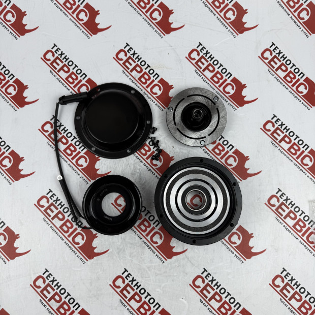 Муфта у зборі компресора кондиціонера John Deere (AiSten), AZ48479