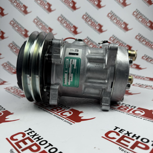 Компресор кондиціонера Deutz (Sanden), 04437338